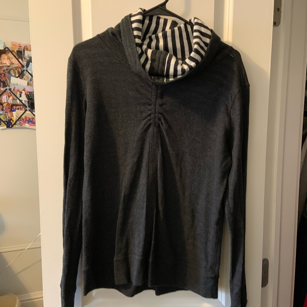 lulu lemon reversible pullover
